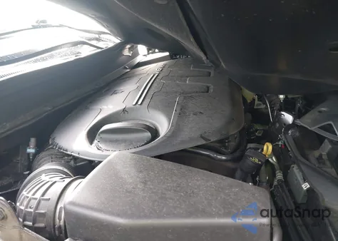 2019 Jeep Cherokee Latitude 4X4 z USA, uszkodzony, nr VIN 1C4PJMCX1KD127976